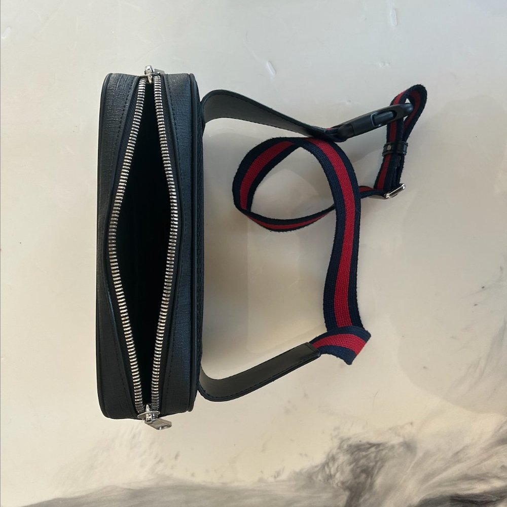 GG Supreme Sling Backpack - Picture 6 of 8